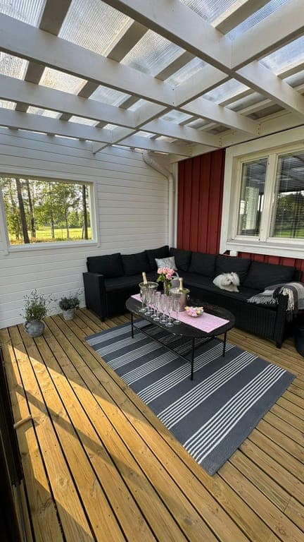 Außenterrasse im Sommer